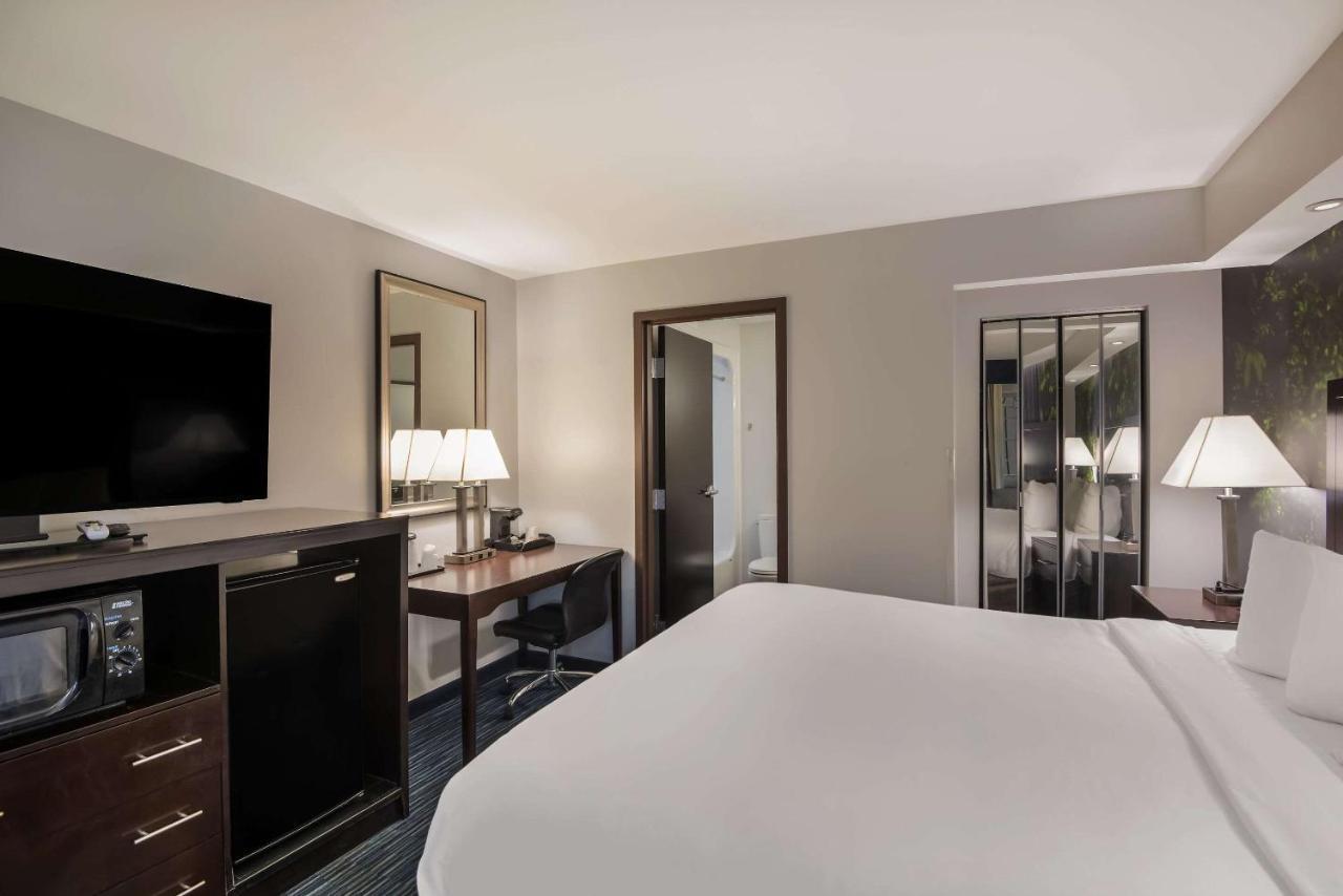Hotel Clarion Pointe Downtown Syracuse Exteriér fotografie